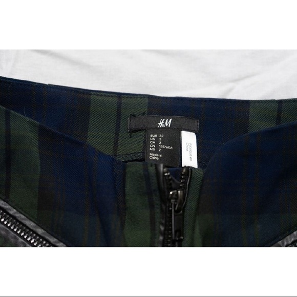 H&M Plaid Skirt - Picture 5 of 5